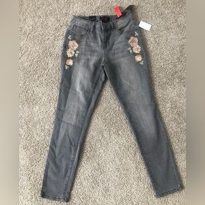 Floral Print Skinny Jeans Size 6